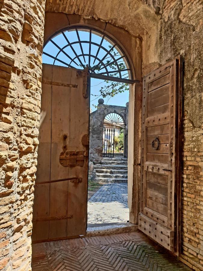 La Casa Nel Castello Villa Ostia Antica Exteriör bild