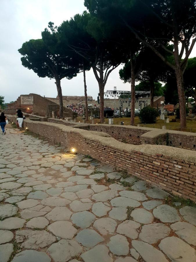 La Casa Nel Castello Villa Ostia Antica Exteriör bild